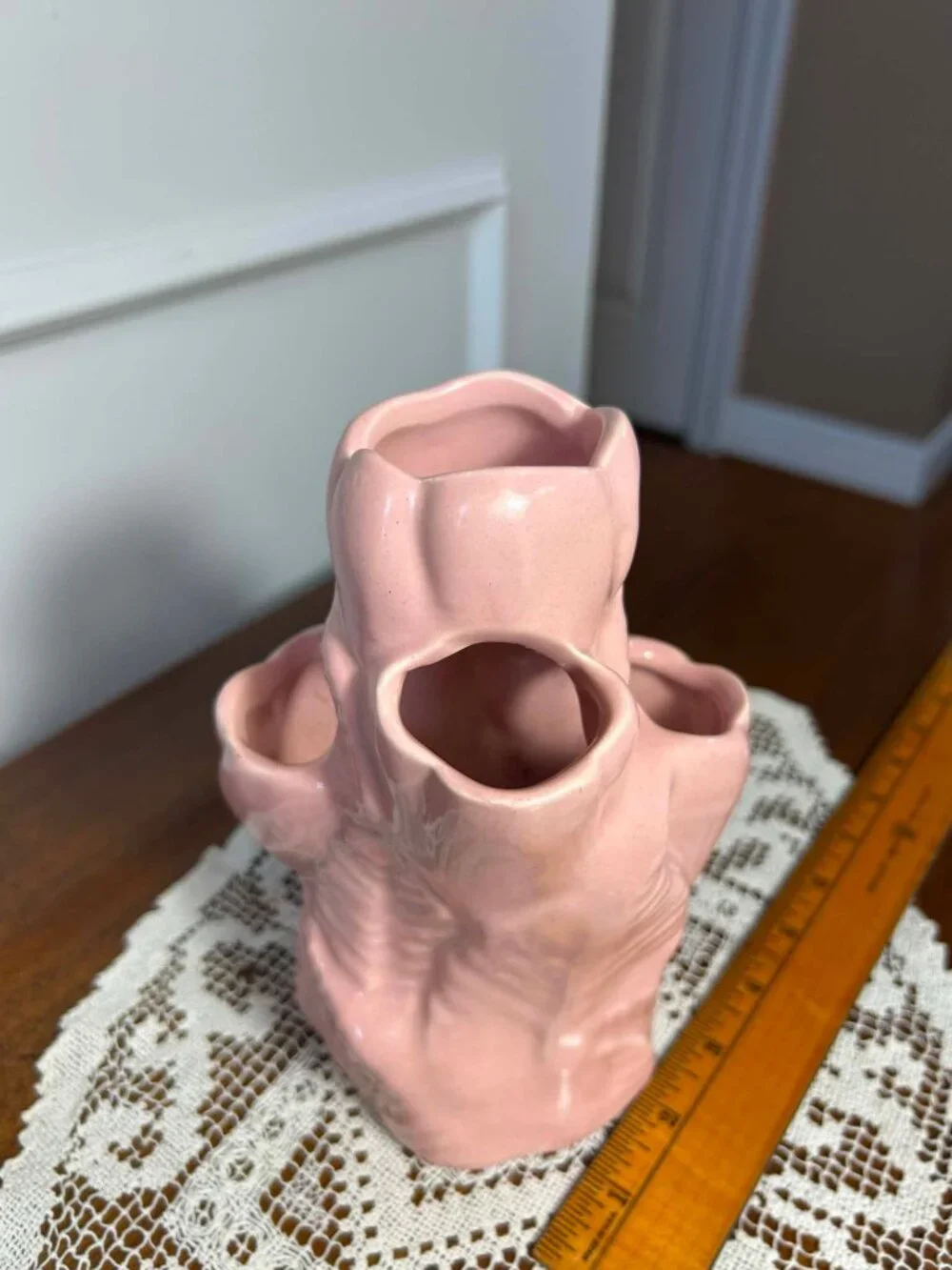 Rare Vintage Niloak Ozark Dawn Pink Tulip Crocus Vase - PRISTINE